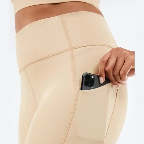 Sold! American Eagle The Everything Pocket High-Waisted Legging Khaki Tan L - Picture 1 of 11